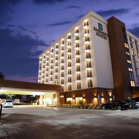Embassy Suites By Hilton Dallas Market Center Luaran gambar