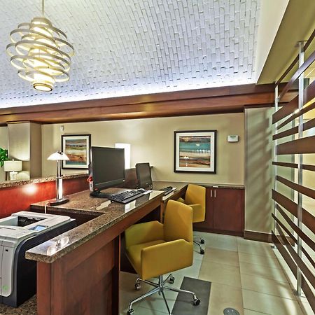 Embassy Suites By Hilton Dallas Market Center Luaran gambar