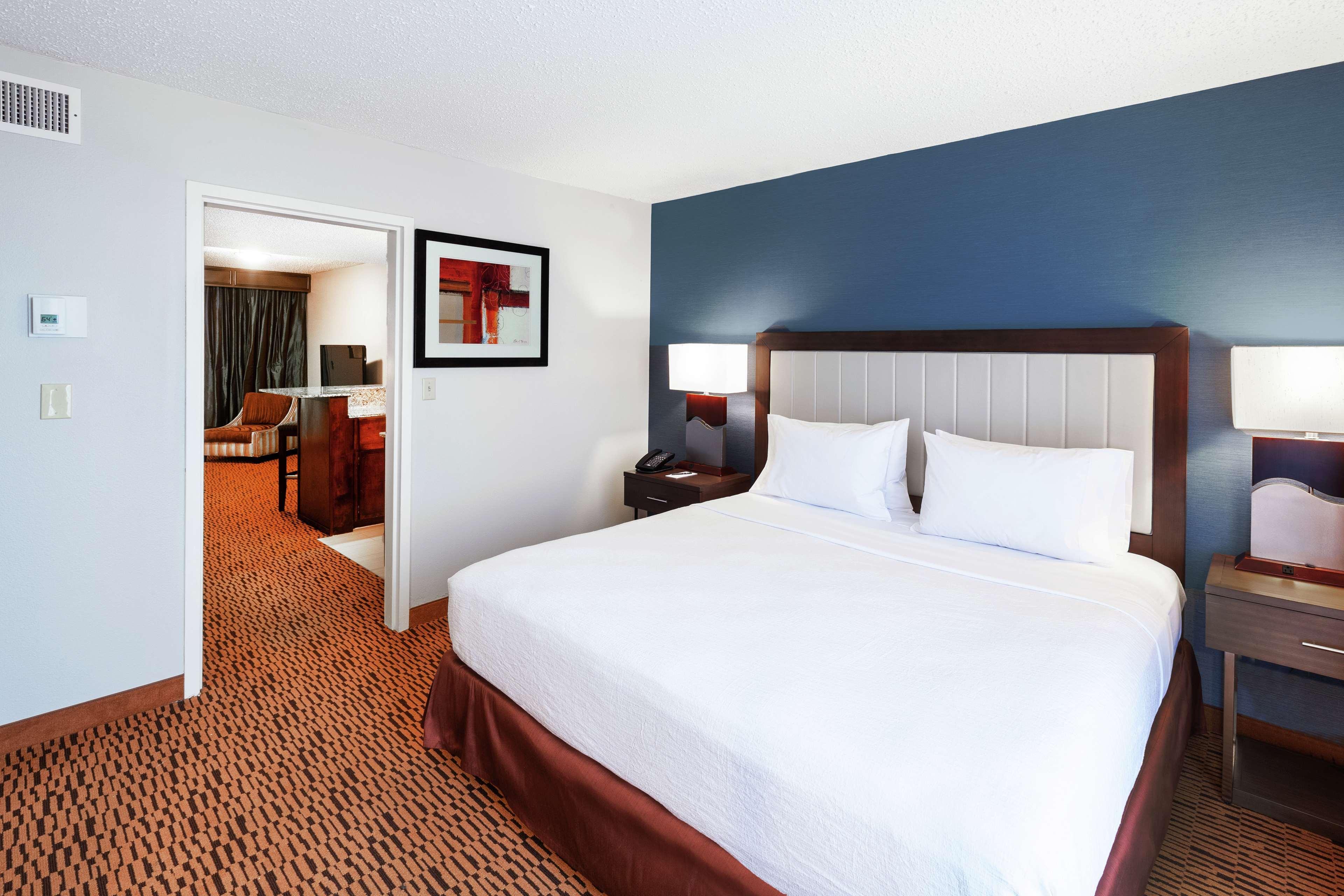 Embassy Suites By Hilton Dallas Market Center Luaran gambar