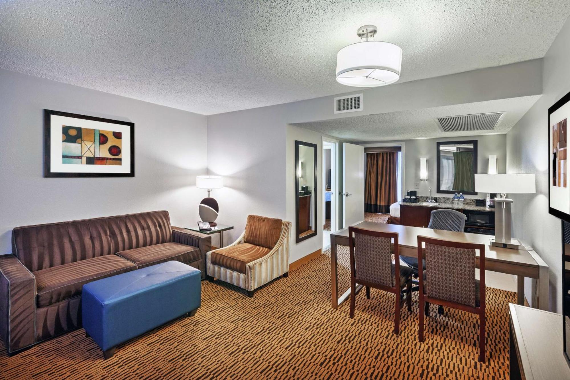 Embassy Suites By Hilton Dallas Market Center Luaran gambar