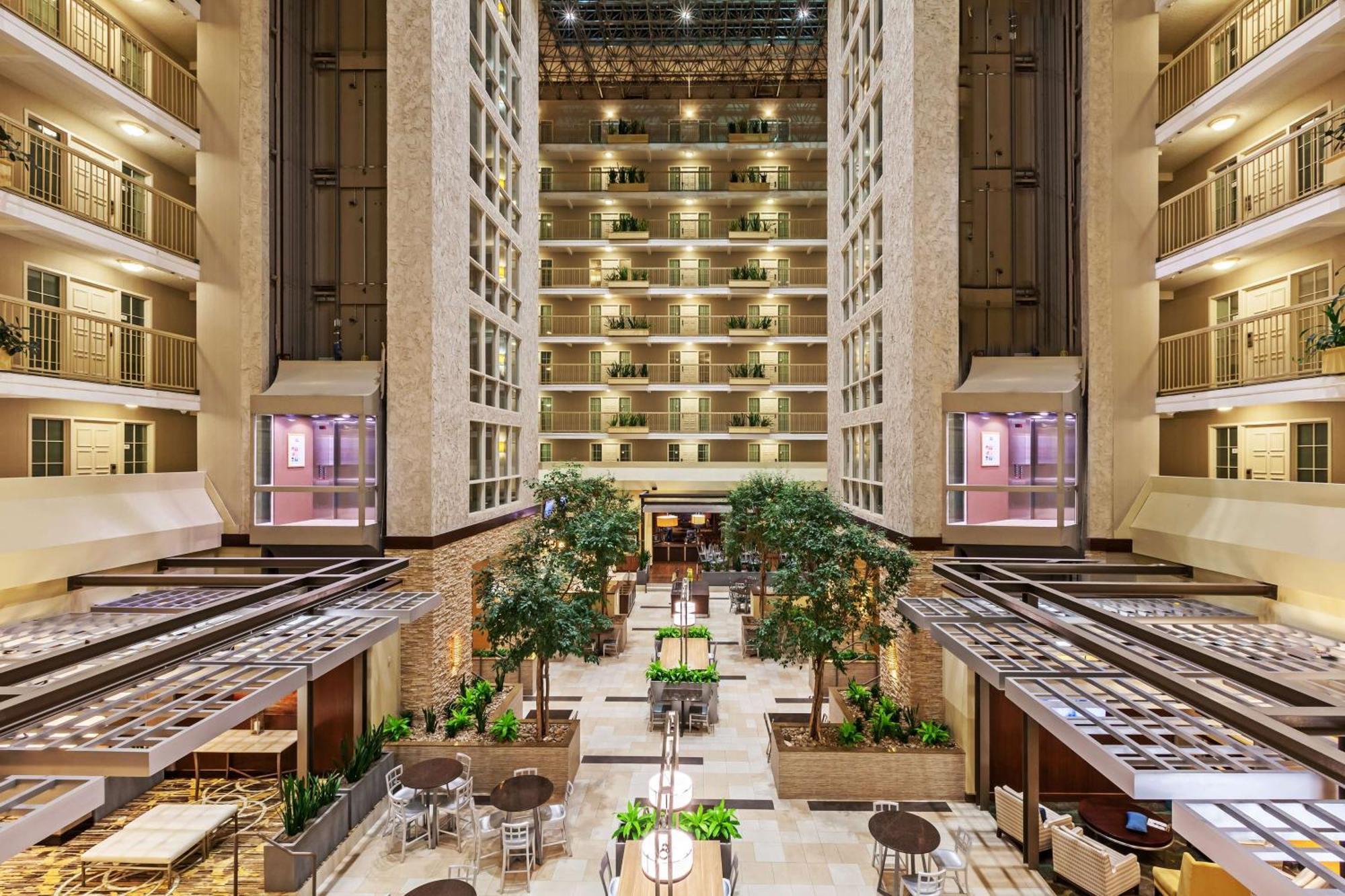 Embassy Suites By Hilton Dallas Market Center Luaran gambar