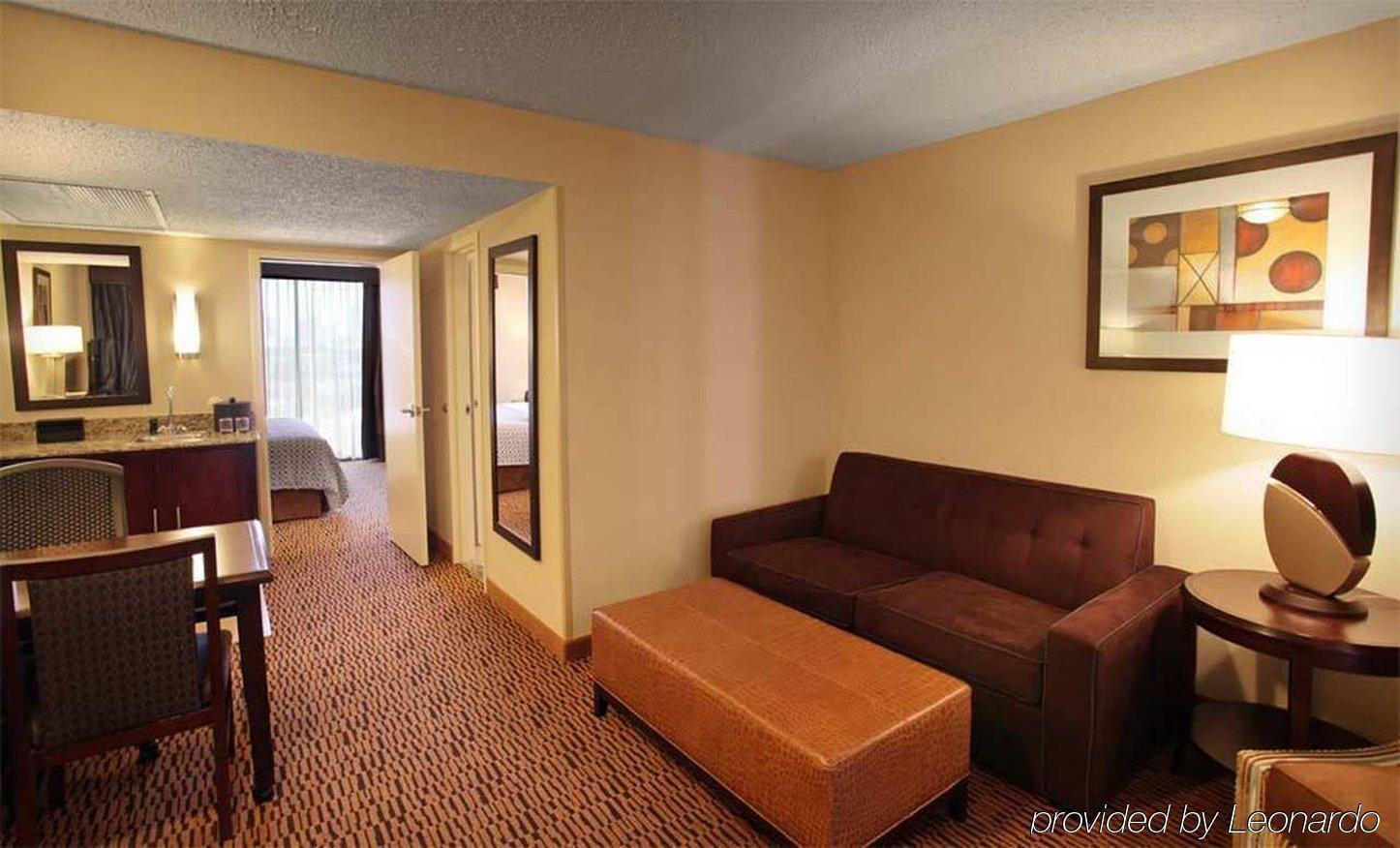 Embassy Suites By Hilton Dallas Market Center Bilik gambar